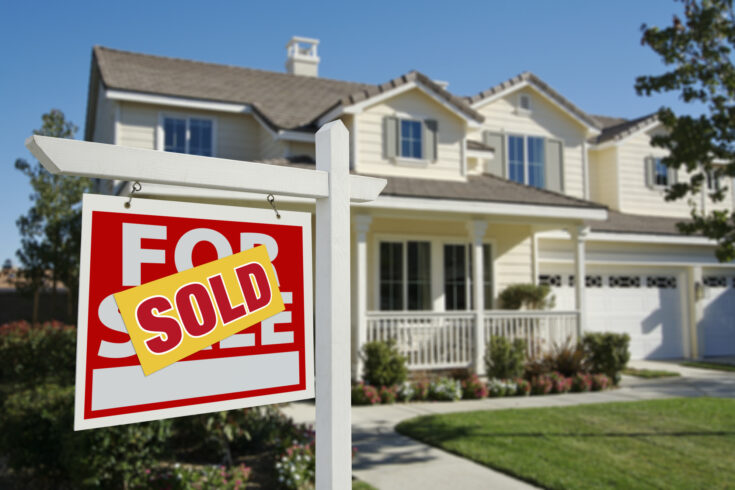 Putting your house on the market for sale is a big decision for you and your family. Make sure you know these top 3 pro tips for selling your home, and fast.